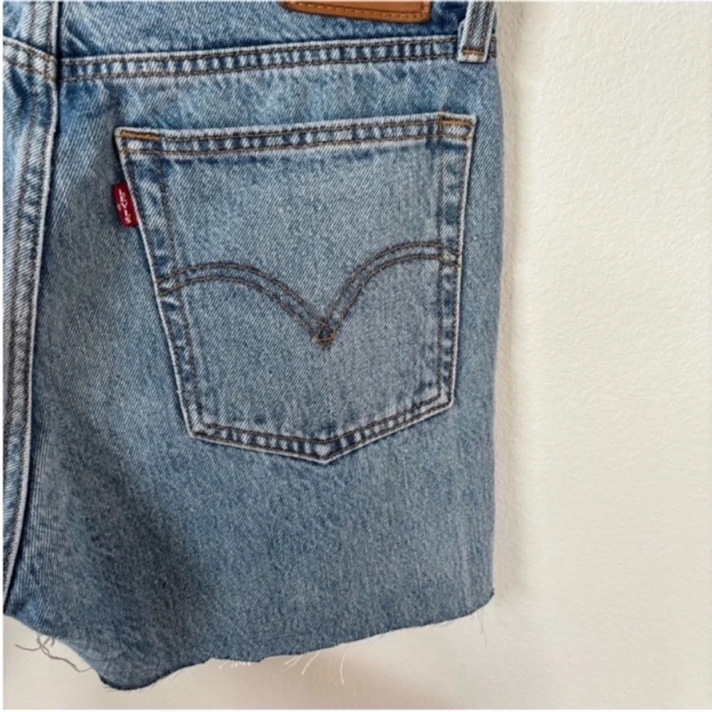 Levis Wedgie High Rise Shorts Cutoff Classic Denim Cotton Medium Blue Size 26 - Picture 5 of 11